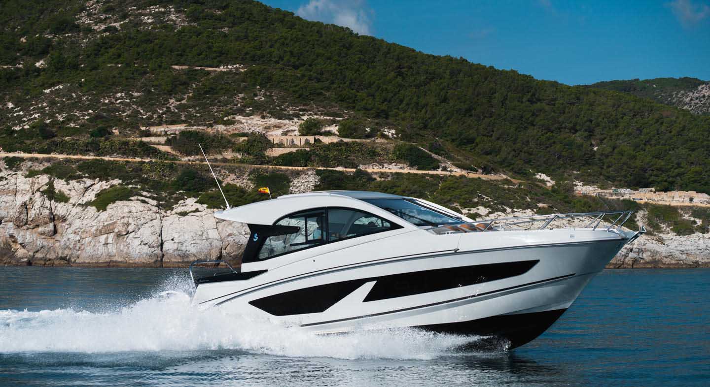 Gran_Turismo_32_exterior_01