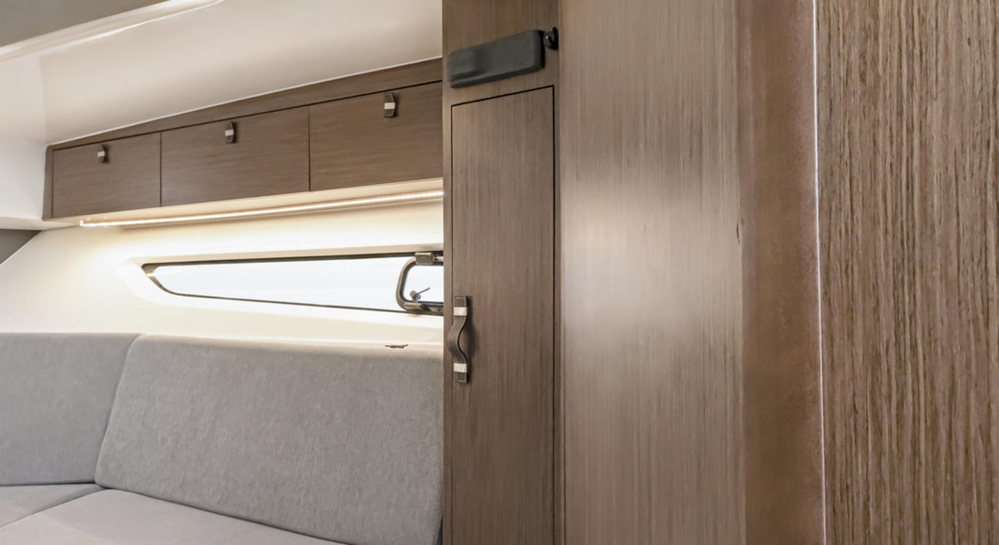 Gran_Turismo_32_interior_04