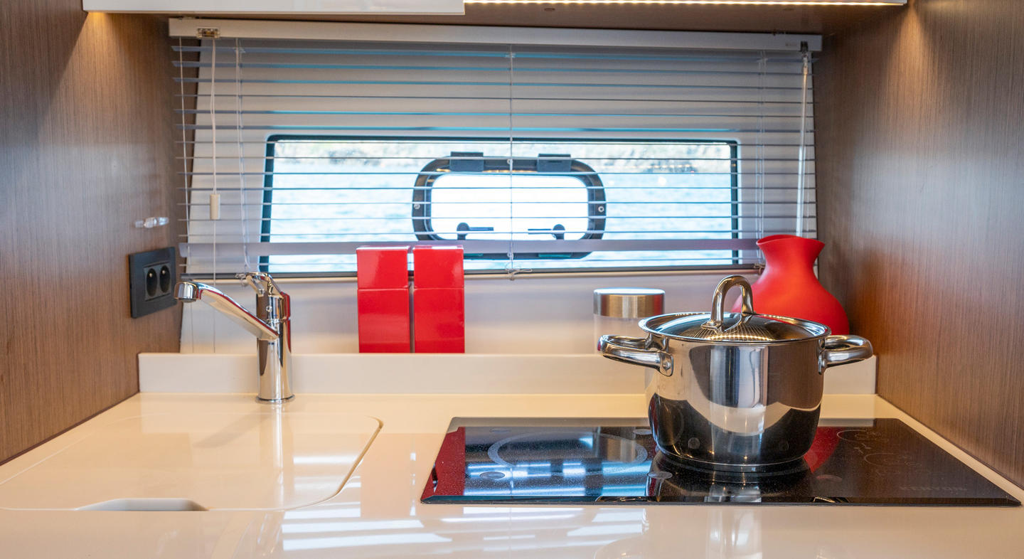 Gran_Turismo_36_Interior_03